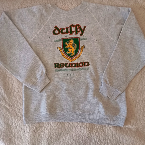 Vintage 90s Saint Paul Minnesota Hanes Women's Sweatshirt, Size L, Gray - Picture 1 of 5